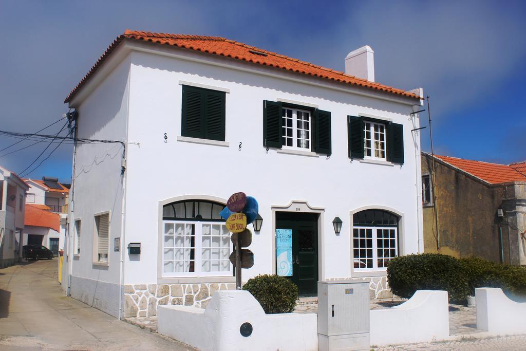 Foz Surfcamp Hotel Foz do Arelho Luaran gambar