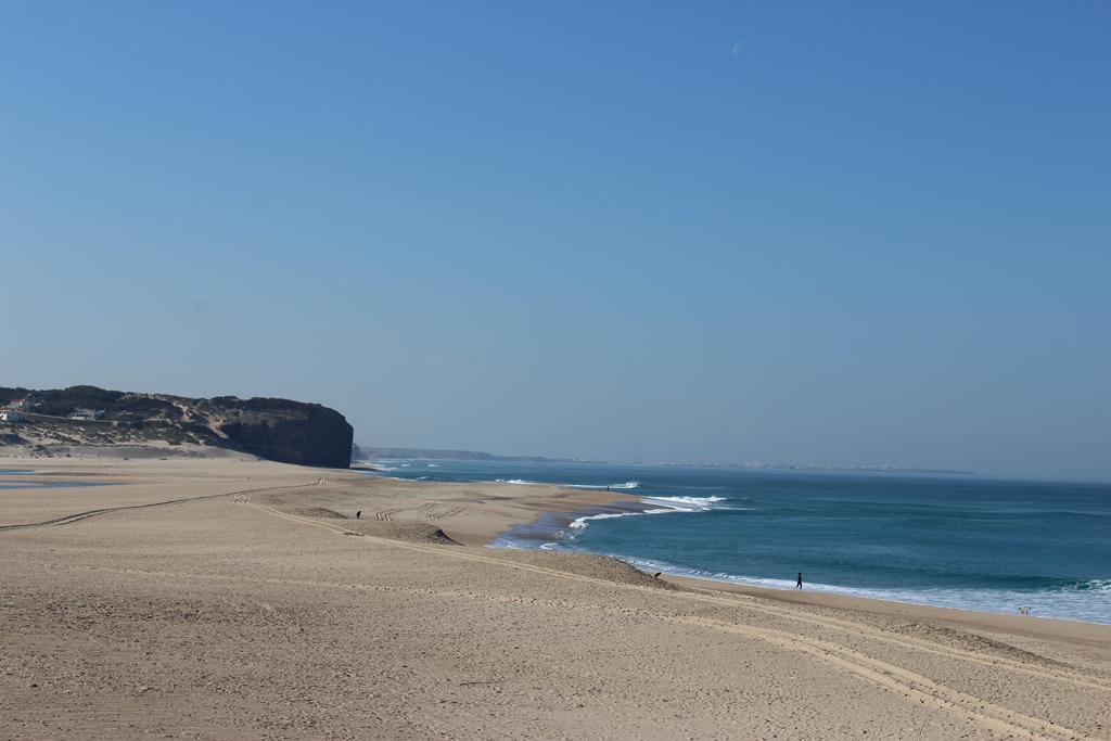 Foz Surfcamp Hotel Foz do Arelho Luaran gambar